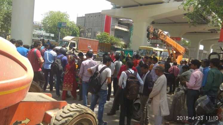 Delhi Metro Mohan Nagar Construction Site Accident