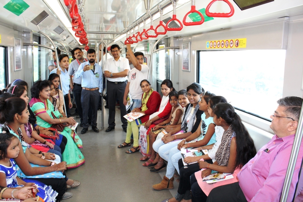 Children enjoyed joyride in Lucknow Metro