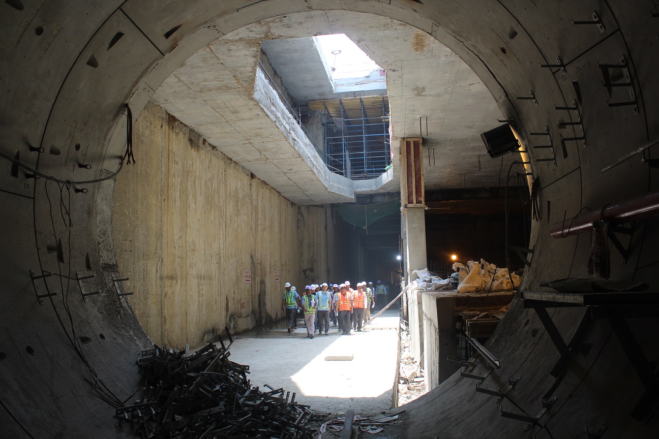 MD Keshav Kumar inspecting metro tunneling work