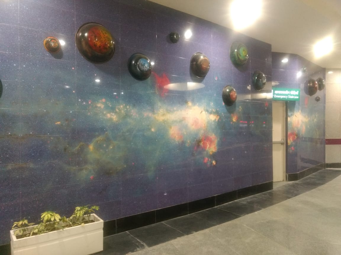 Artwork at the soon to be opened Terminal 1-IGI Airport station of Magenta Line