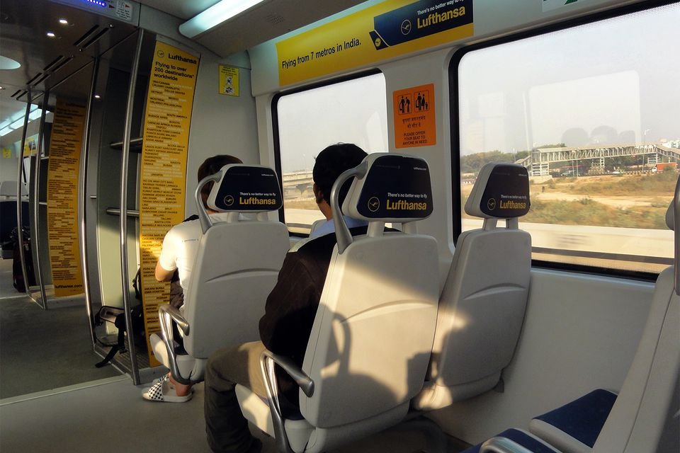 Mumbai Metro | DMRC Feels 1st Class Metro Coach May Reduce Carrying ...