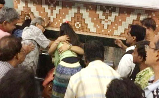 Kolkata Metro Moral Policing Incident