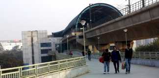 Skywalk at Anand Vihar Terminal connecting Metro Station and Railway Station