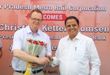 EIB team visits Agra Metro
