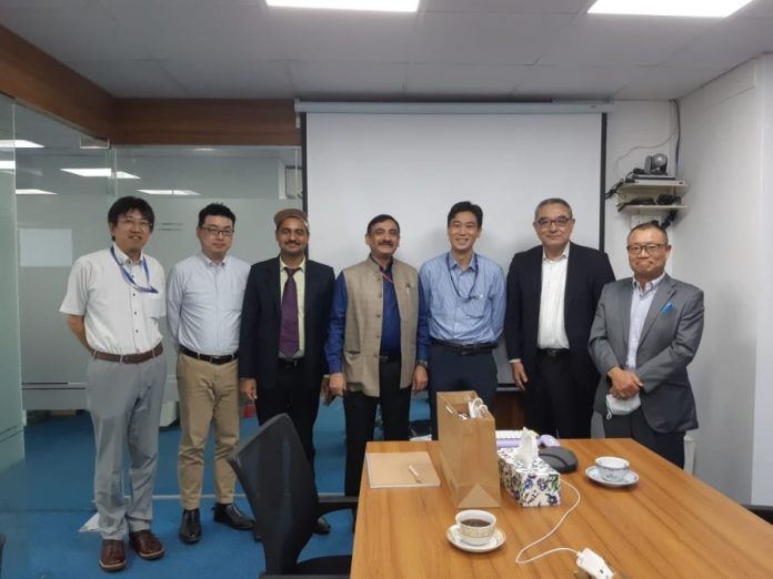 DMRC MD Vikas Kumar today met a number of senior officials involved with the Dhaka Metro project