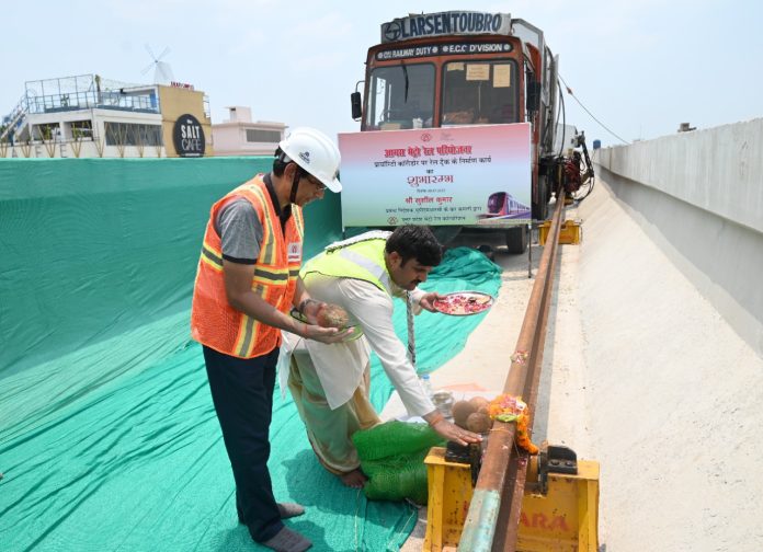 MD, UPMRC Shri Sushil Kumar inaugurates track work at Agra Metro