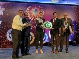 Mr. KVB Reddy, MD & CEO, L&TMRHL , receiving IGBC Platinum Rating Trophy for 3 additional metro stations from Ms. Victoria Burrows, Director, Advancing Net Zero, World Green Building Council, along with Mr. Sudhir Chiplunkar, COO, L&TMRHL, Mr. K Vidyadhar, Director, Telangana State DTCP and Mr. V Suresh, Immediate Past Chairman, IGBC 