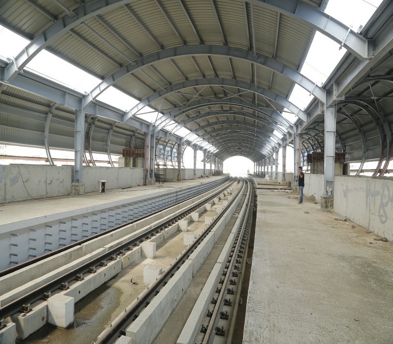 Construction Work of Nazrul Tirtha Station of Orange Line Going o­n in Full Swing